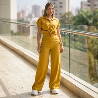 Ensemble deux pièces en lin texturé pour femmes, chemise à manches courtes avec col noué, pantalon cargo à taille haute et jambes larges, tenue décontractée
