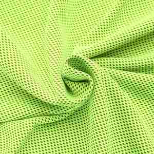 Serviette de sport en microfibre personnalisable avec logo pour commande en gros – Refroidissement instantané, séchage rapide, absorbante, réutilisable, respirante pour la course à pied - Product Image 3