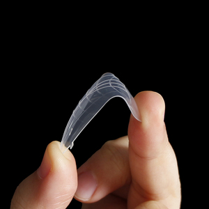 120 pièces de moules à ongles en plastique à bords intégrés, double forme, pour extension d'acrylique et de gel, outil de construction d'ongles pour manucure en salon et nail art - Product Image 3