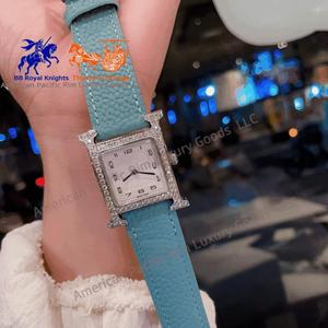 Reloj de Mujer de Diseño de Alta Gama H Brand 2025, Analógico, con Cristal de Zafiro Cuadrado, Correa de Cuero Italiano y Movimiento de Cuarzo - Product Image 2