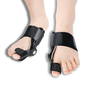 Venta al por mayor ajustable Big Toe Straightener Hallux Valgus ortopédico tirantes separador de dedos Corrector Valgus - Product Image 1