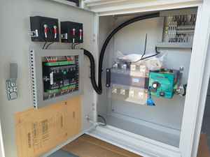 Interruttore Automatico di Trasferimento (<span class=keywords><strong>ATS</strong></span>) Trifase a 4 Poli con Doppia Alimentazione, Servizio OEM AI Power, Tipo AC per PC - Product Image 3