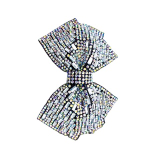 Patchs personnalisés en perles et strass pour la décoration de chaussures Accessoires de chaussures Pantoufle de marque HUAZHEN tendance supérieure durable - Product Image 1
