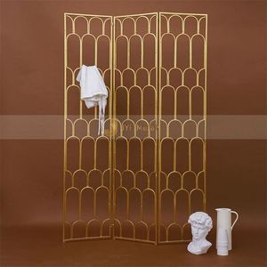 División Móvil Translúcida Artística Multifuncional Impermeable de Acero Inoxidable Geométrica de Lujo, Diseño Personalizado de Alta Gama - Product Image 1