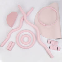 Kit d'entraînement pour femmes Magic Circle avec poids pour poignets, bandes de résistance, sangle de yoga, sliders pour le tronc, chaussettes, sac, équipement de Pilates