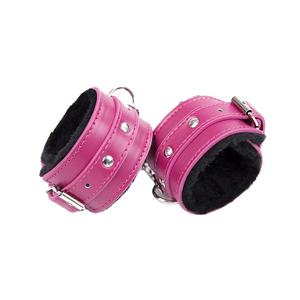 Наручники для БДСМ-игр Yamamoto SM017, розовые, из искусственной кожи и меха, секс-игрушка для взрослых - Product Image 1