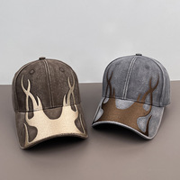 Casquette de baseball personnalisée six panneaux brodée flamme tribale bois de cerf coton délavé vente en gros unisexe homme streetwear vintage logo OEM