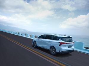 Fourgonnette <span class=keywords><strong>hybride</strong></span> Dongfeng Forthing M4 HEV 1.5L Turbo 2026 fabriquée en Chine, <span class=keywords><strong>prix</strong></span> FOB, distributeurs recherchés - Product Image 2