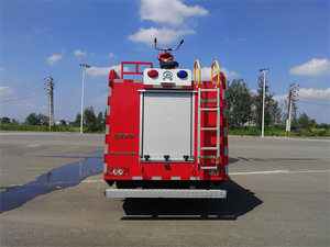 <span class=keywords><strong>Camion</strong></span>-citerne à eau Foton grande capacité avec système de lance d'incendie pour les services d'incendie - Product Image 3
