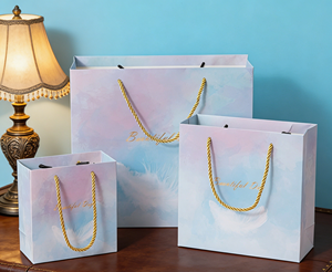 Gradient Feather <b>Paper</b> Gift Bag, Made of <b>Thick</b> White Cardboard-Vietnam FSC Certified Luxury Packaging Factory - Product Image 2