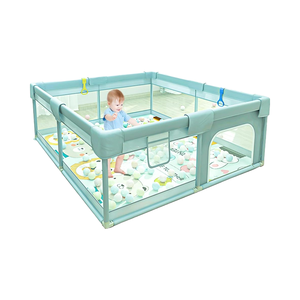 Parc de jeux pour bébé personnalisé grand format avec porte - Parcs pour bébés personnalisés - Product Image 1