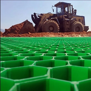 Rejilla de Césped de Plástico Reciclado para Control de Erosión, Pavimento de Césped para Estacionamientos Residenciales y Caminos, Pavimentación Permeable para Entradas de Vehículos - Product Image 5