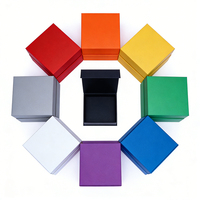 Boîte cadeau rigide magnétique personnalisée avec finition mate, matériaux recyclés, design élégant et portable, cadeau de haute qualité pour les fêtes