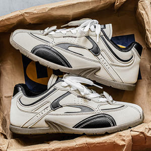 Nouvelles Chaussures de Course Plates Rétro 2026 – Tendance Sportive Décontractée en Toile pour Hommes – Chaussures de Marche Décontractées à Plateforme - Product Image 3