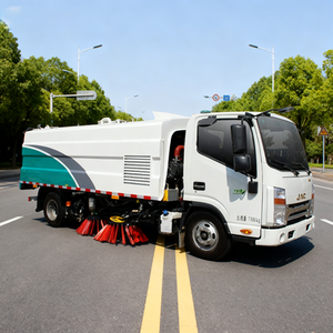 Fabrika Çıkışlı Dongfeng Manuel Vitesli Yol Süpürme Aracı Dizel Yakıtlı Sıfır Durumda Euro 6 Süpürme Yıkama İşlevli - Product Image 6