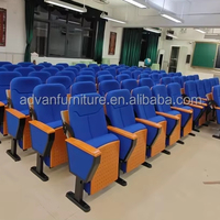 Chaises pliantes modernes pour auditorium, fabriquées par le fabricant OEM, avec structure en fer, convertibles et pliables, pour théâtre, église, école.
