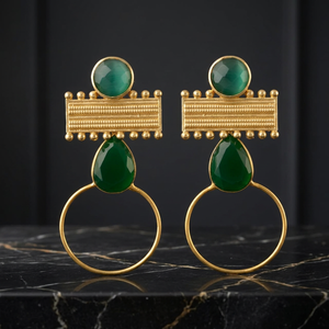Boucles d'oreilles en laiton doré avec pierre précieuse onyx vert, faites à la main, plaquées or, ethniques, pour mariage, unisexe - Product Image 2