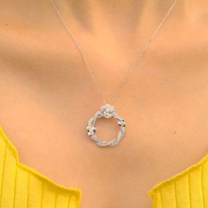 สร้อยคอจี้เพชรรูปดอกกุหลาบ Xinfly ทองคำแท้ 18K ประดับเพชร 0.7 กะรัต พร้อมสร้อยเชื่อมสำหรับเป็นของขวัญแต่งงานและหมั้น - Product Image 5