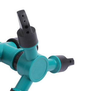 Arroseur rotatif automatique Huabangshi 360 degrés en plastique pour jardin et pelouse, buse verte et bleue - Product Image 1
