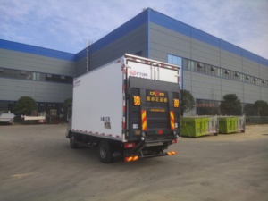 Camion <span class=keywords><strong>frigorifique</strong></span> <span class=keywords><strong>léger</strong></span> Foton d'<span class=keywords><strong>occasion</strong></span> ou neuf 131 CV 4x2 6 roues - Product Image 5