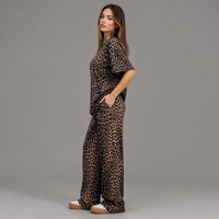 Ensemble de pyjama en soie de lait douce à imprimé léopard pour femme, t-shirt oversize à manches courtes et pantalon large, 2 pièces, vêtements de détente