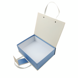 Scatola Regalo di Lusso in Cartone Personalizzabile con Logo, Stile Tutto in Uno, Portatile, con Manico e Chiusura Magnetica per Matrimoni e Natale - Product Image 5