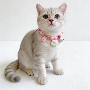 Kalung Hewan Peliharaan yang Dapat Disesuaikan, Lembut, dan Dipersonalisasi dengan Jejak Kaki Kartun yang Lucu dan Berwarna-warni, Aksesoris Festival Hewan Peliharaan, Aksesoris Pesta Hewan Peliharaan - Product Image 2