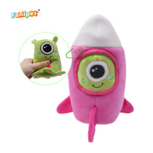Famipet Custom <span class=keywords><strong>Alien</strong></span> Series Design Funny muslimsoft farcito peluche Pet Toy Squeaky <span class=keywords><strong>Dog</strong></span> Toy - Product Image 3