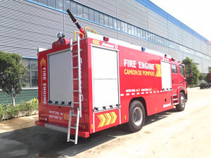 Camion de pompiers diesel 4x2 neuf avec pompe à eau haute pression et pompe à mousse pour la lutte contre les incendies, destiné aux brigades municipales - Product Image 2