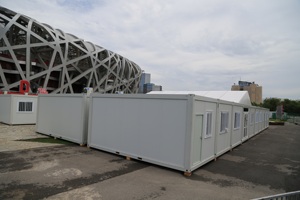 Casa Modulare Prefabbricata in Acciaio a Più Piani, Pronta all'Uso per Montaggio Rapido, Ideale per Uffici, Chioschi e Soggiorni, Design Semplice - Product Image 2