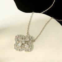 Collier pendentif trèfle à quatre feuilles porte-bonheur en argent sterling S925 incrusté de zircon |   Cadeau pour femme de style luxe léger
