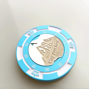 Venta al por mayor de metal verde lector de arcilla juego de fichas de póquer personalizado Casino Monte Carlo hierro marcador de pelota de golf logotipo personalizado recuerdo - Product Image 4