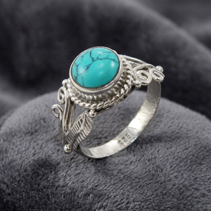 Bague en pierres précieuses turquoise faite à la main en argent sterling 925 bijoux éthérés avec diamant comme pierre principale - Product Image 1