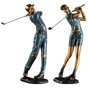 पुरुषों और महिलाओं के लिए गोल्फ खेलने की राल मूर्तियों उपहार स्मारिका घर सजावट राल शिल्प