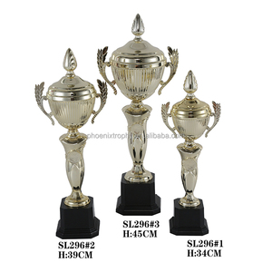 Trophée en métal de sports mondiaux en or durable de luxe personnalisé Phoenix pour les étudiants et les adolescents Trophée de football - Product Image 3