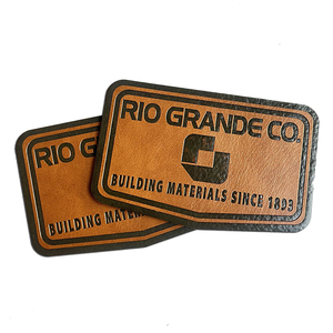 Neuheit: Personalisierte PU-Leder-Abzeichen mit Geprägtem Logo für Hüte und Kleidung, Kunstleder-Patches - Product Image 1