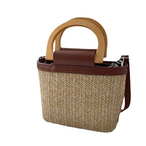 Sac bandoulière en paille tressée marron et noir avec fermeture éclair – Collection été 2024 pour usage quotidien - Product Image 5