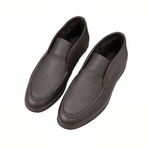 Chaussures en cuir décontractées pour hommes, style italien, à enfiler, pour la marche en toute simplicité. - Product Image 4