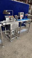 Machine à enrober et à glacer les gâteaux au chocolat multifonctionnelle à haute efficacité, en acier inoxydable 304, avec une capacité de 2 m/minute