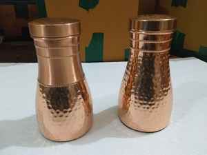 Fournisseur indien 100% Bouteille d'eau en cuivre pur de petite taille avec couvercle pour le yoga et le camping - Product Image 2