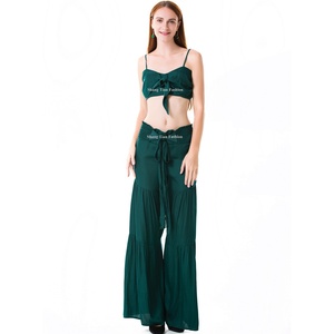 Nouvelle collection 2025 – Ensemble deux pièces décontracté pour femme : crop top court et jupe longue, avec col à nœud, motif uni – Vente chaude OEM - Product Image 1