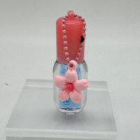 Gloss à lèvres liquide végétalien à base de plantes, décoré de charmes mignons, hydratant, longue durée, formule imperméable, vente en gros