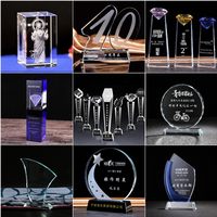 Trophée en cristal gravé et coloré sur mesure de Zhejiang pour la promotion annuelle