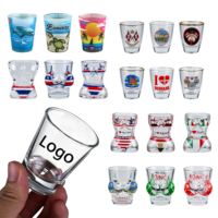 Ensemble de 3 verres à shot classiques transparents réutilisables et durables de 25 ml, personnalisables, pour fêtes, voyages, souvenirs, forme unique