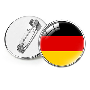 Broche rétro drapeau allemand, épinglette, broche pays du monde, cadeau fantaisie, souvenir pour voyageurs et amoureux, cadeau pour les fans de clubs de football, personnalisable - Product Image 2