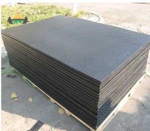 Tapis anti-dérapant en caoutchouc pour chevaux, écuries, arénas d'équitation, tapis rayé en caoutchouc pour chevaux - Product Image 2