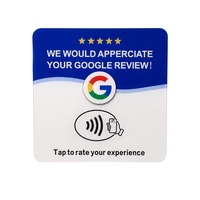 Carte de commentaires NFC : Tappez ou scannez pour noter Google avec un avis cinq étoiles dans les restaurants, cafés, hôtels, commerces de détail et comptoirs