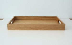 Plateau de service en bois rectangulaire, design moderne, matériau naturel, finition polie, décoration d'intérieur, accessoire de table - Product Image 2