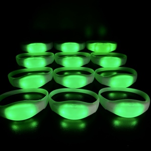 Điều khiển từ xa LED dây đeo cổ tay <span class=keywords><strong>DMX</strong></span> điều khiển LED dây đeo cổ tay 15 màu sắc tùy chỉnh LED vòng đeo tay cho buổi hòa nhạc tổ chức sự kiện bên - Product Image 1