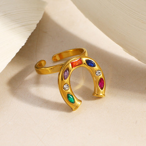 แหวนรูปทรงเกือกม้าประดับเพชรและเพทายหลากสี ชุบทอง 18K ดีไซน์เปิดสำหรับผู้หญิงใส่ได้ทุกวัน - Product Image 2
